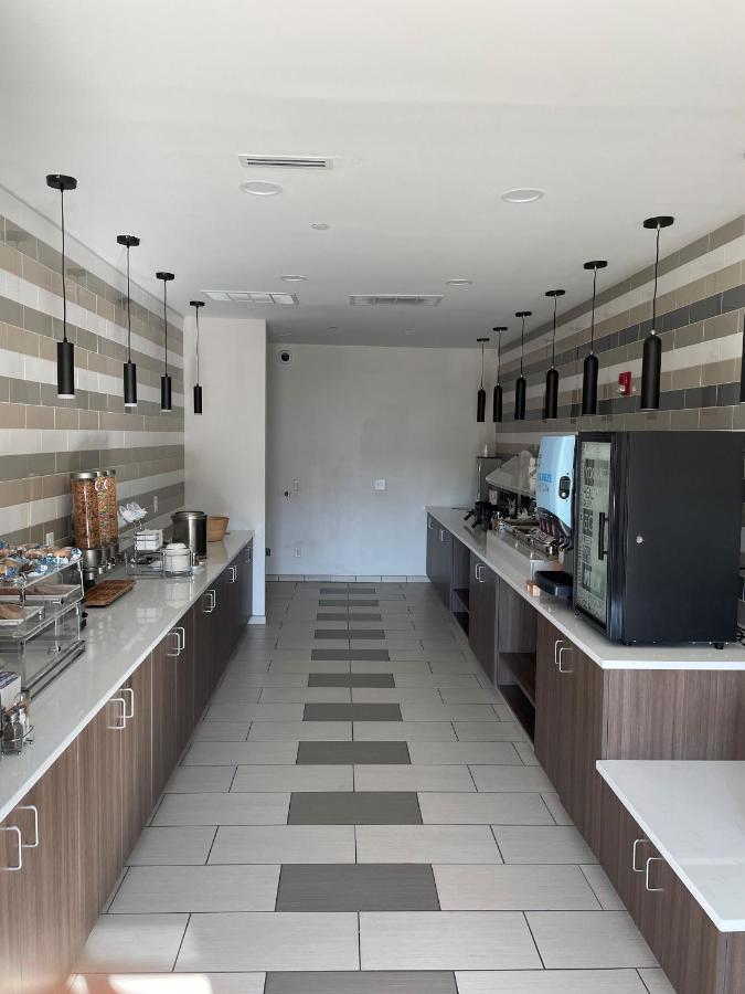 La Quinta Inn & Suites By Wyndham Ankeny Ia - Des Moines Ia Екстериор снимка