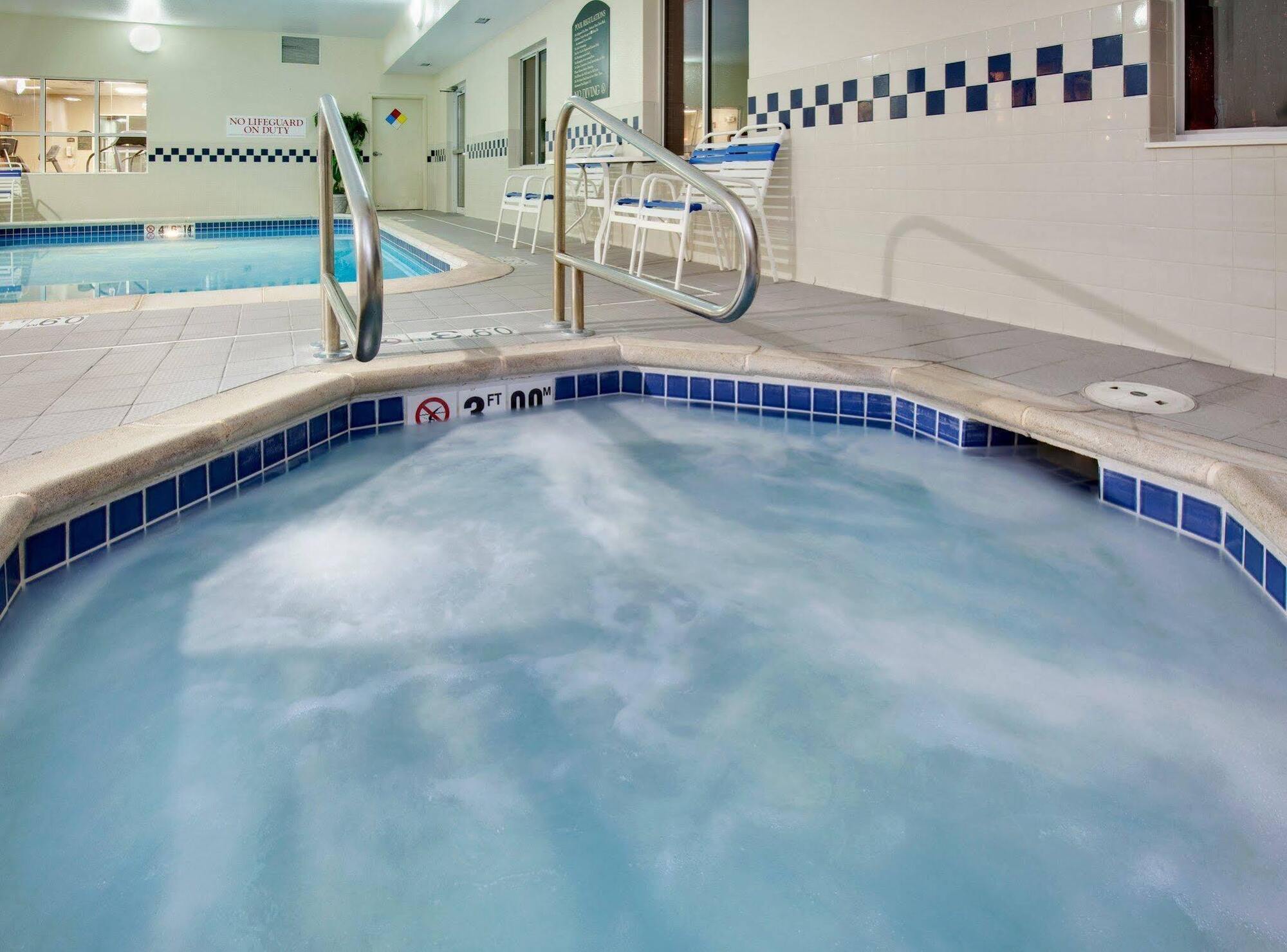 La Quinta Inn & Suites By Wyndham Ankeny Ia - Des Moines Ia Екстериор снимка
